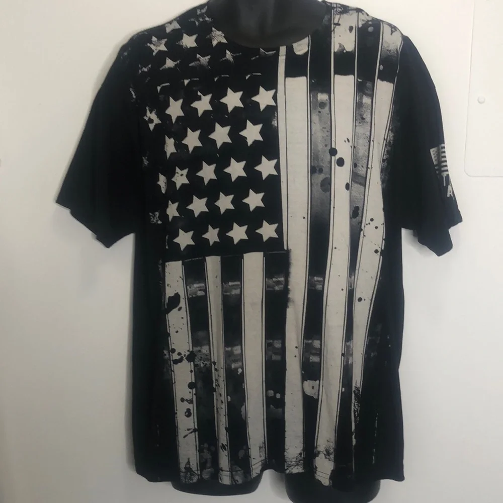 Brother and arms black and white flag tee shirt size XL - Picture 1 of 7